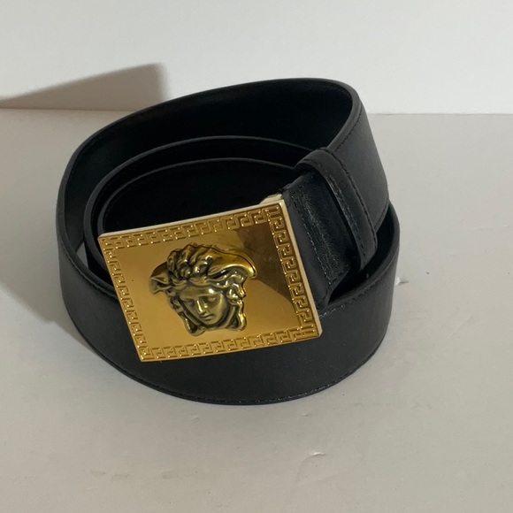 Versace Medusa leather belt size 110 cm made in Italy - Picture 1 of 7
